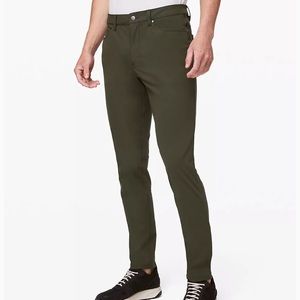 ABC Slim-Fit Pant 30" 
Warpstreme Dark Olive